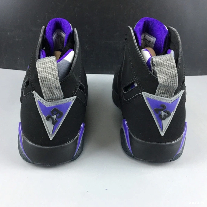 BUCKS 7 304775-053 AIR RETRO ALLEN RAY JORDAN 1012
